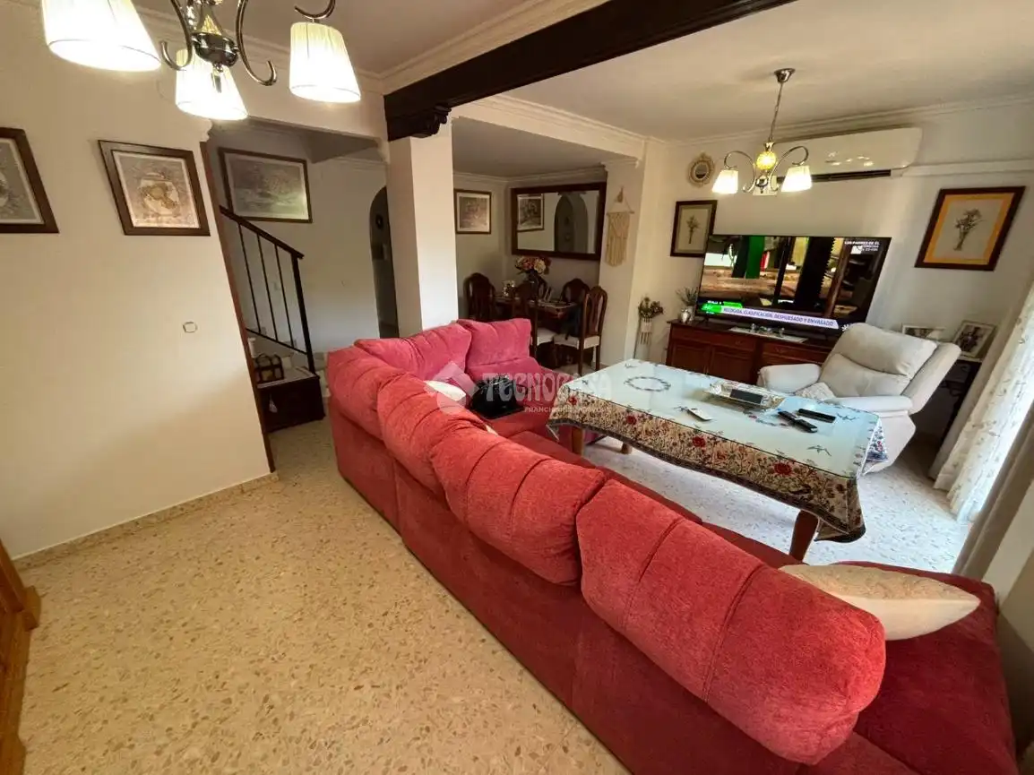 Sala de estar de Casa adosada en venta en Écija