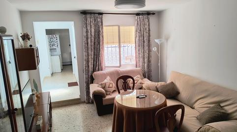 Foto 4 de Casa adosada en venda a Calle Sol, Alcalá del Río, Sevilla