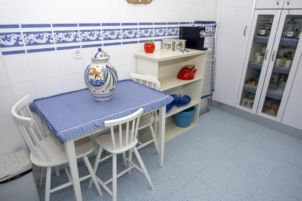 Kitchen of Study to rent in  Madrid Capital  with Heating, Furnished and Washing machine