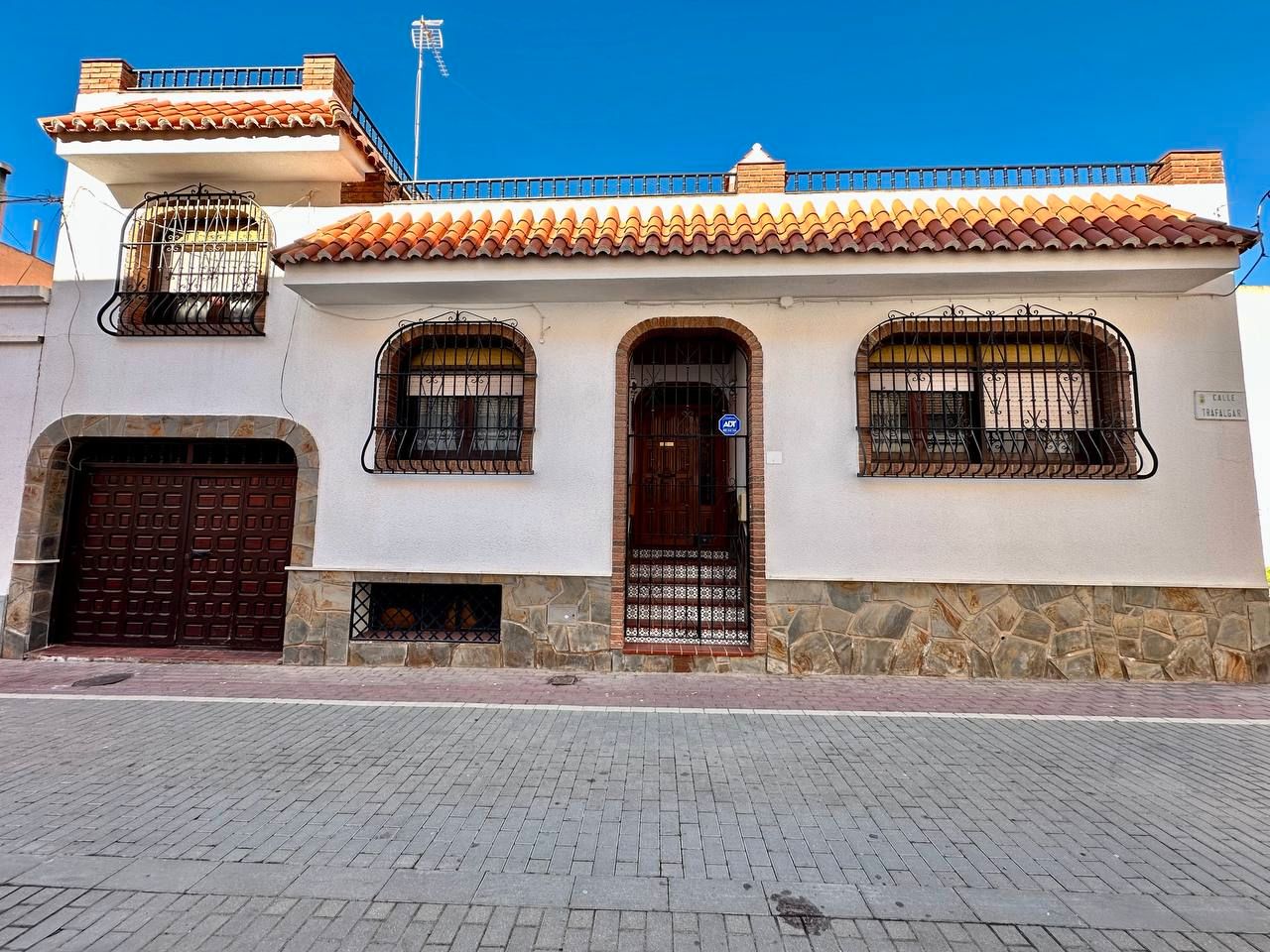 Exterior view of Single-family semi-detached for sale in El Ejido  with Air Conditioner, Terrace and Furnished