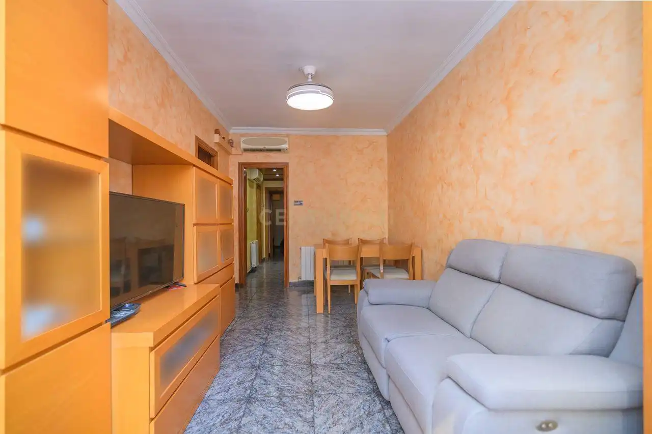 Wohnzimmer von Wohnungen zum Verkauf in L'Hospitalet de Llobregat