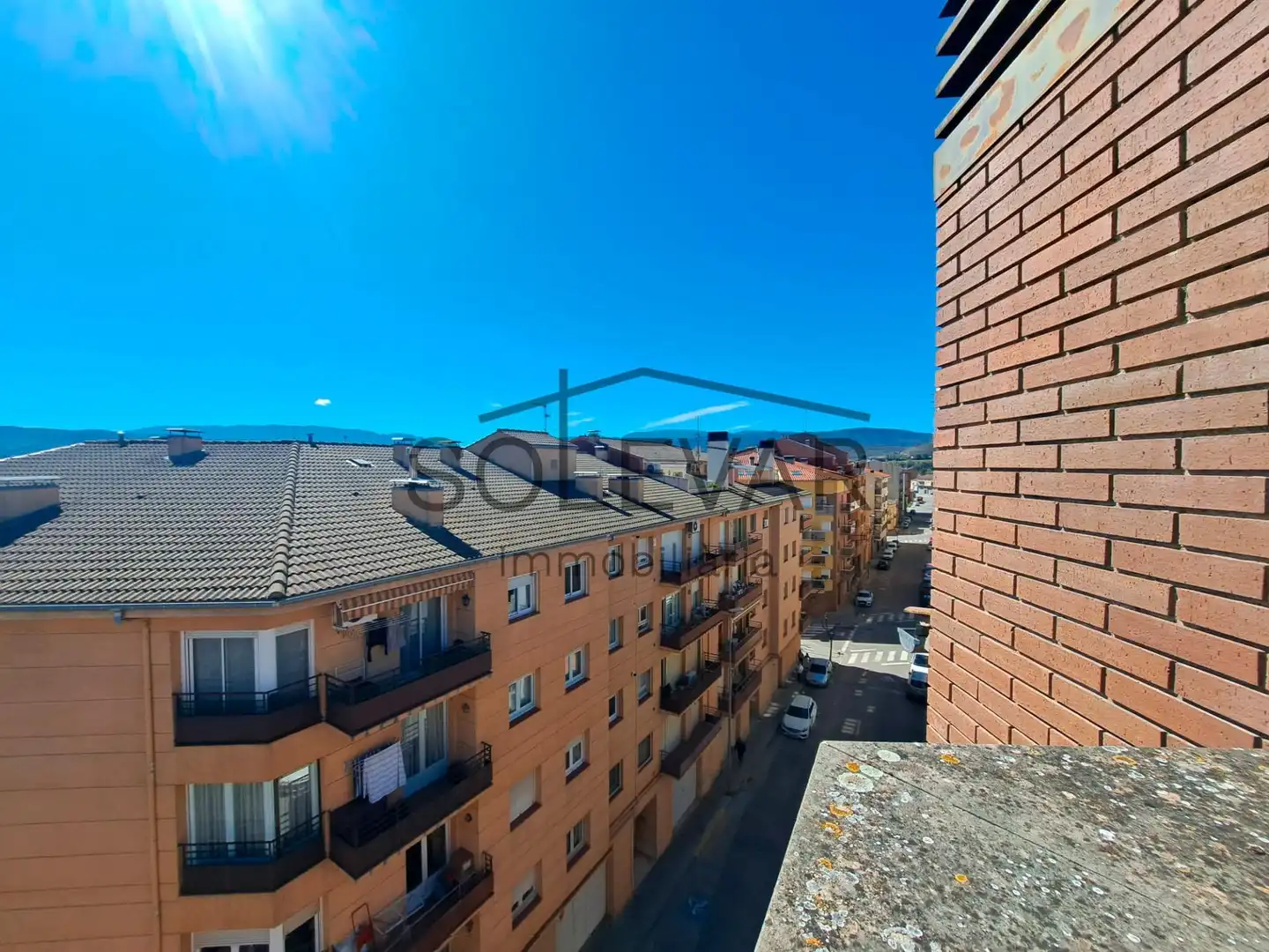 Außenansicht von Wohnung zum Verkauf in Tremp mit Klimaanlage, Heizung und Terrasse