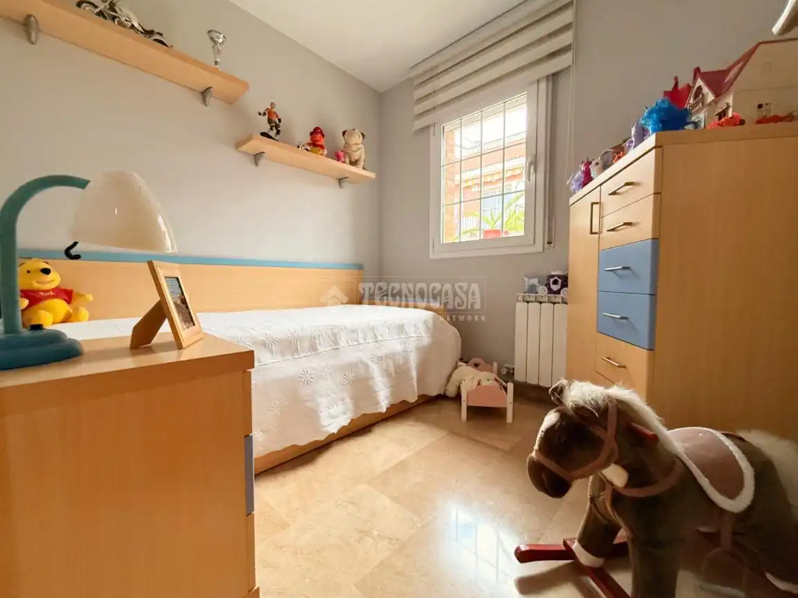 Habitación de Piso en venta en Sant Boi de Llobregat con Aire acondicionado, Calefacción y Terraza