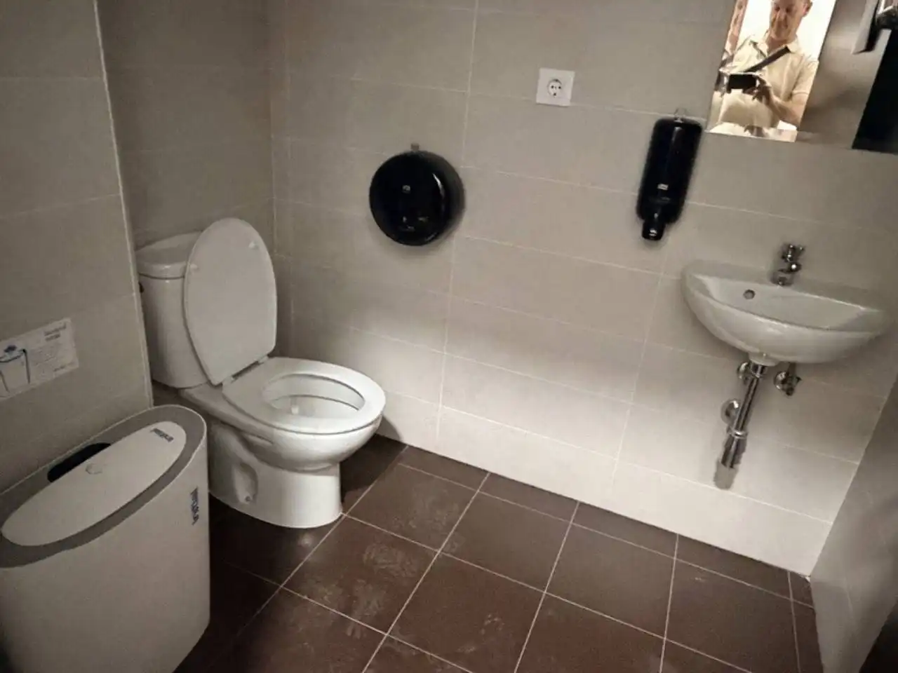 Bany de Local de lloguer en Almuñécar