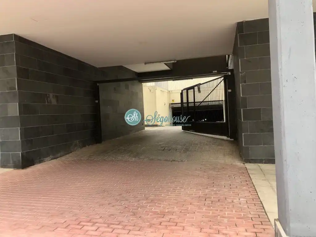 Parkplatz von Wohnung zum Verkauf in Segovia mit Heizung, Terrasse und Abstellraum