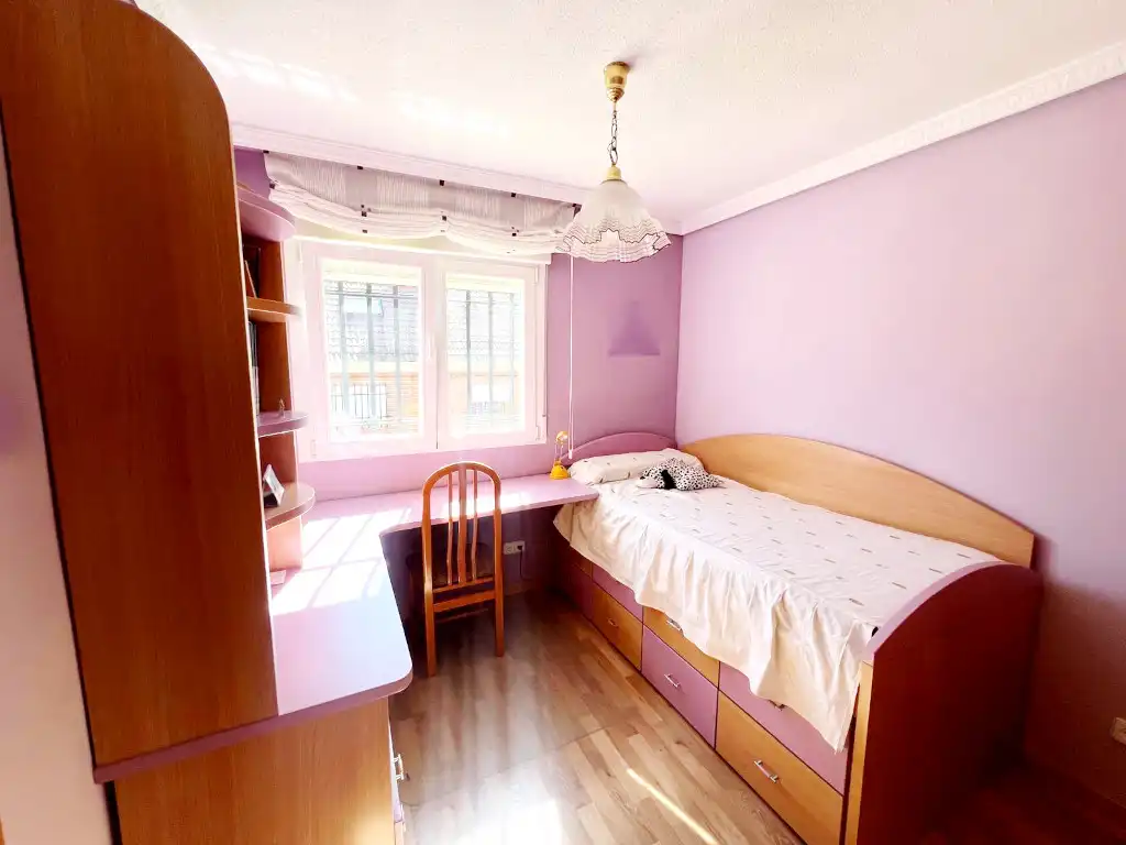 Dormitori de Casa o xalet en venda en Getafe amb Aire condicionat, Calefacció i Terrassa