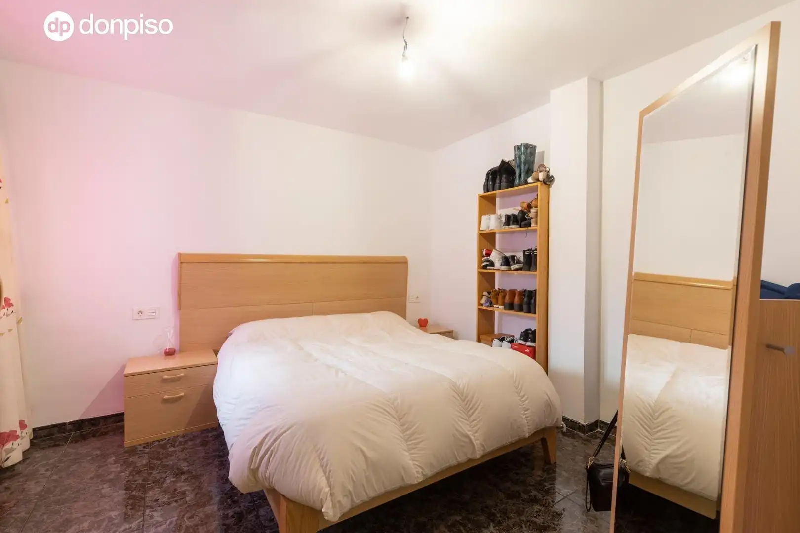 Habitación de Piso en venta en Granada con Aire acondicionado, Terraza y Balcón