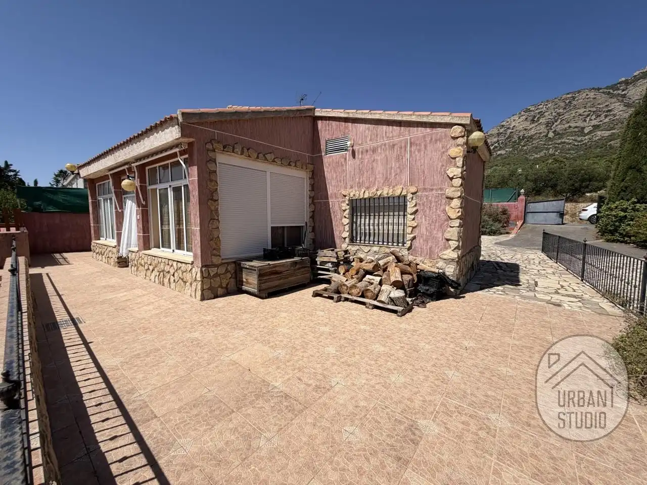 Exterior view of Houses for sale in Tibi  with Air Conditioner, Heating and Private garden