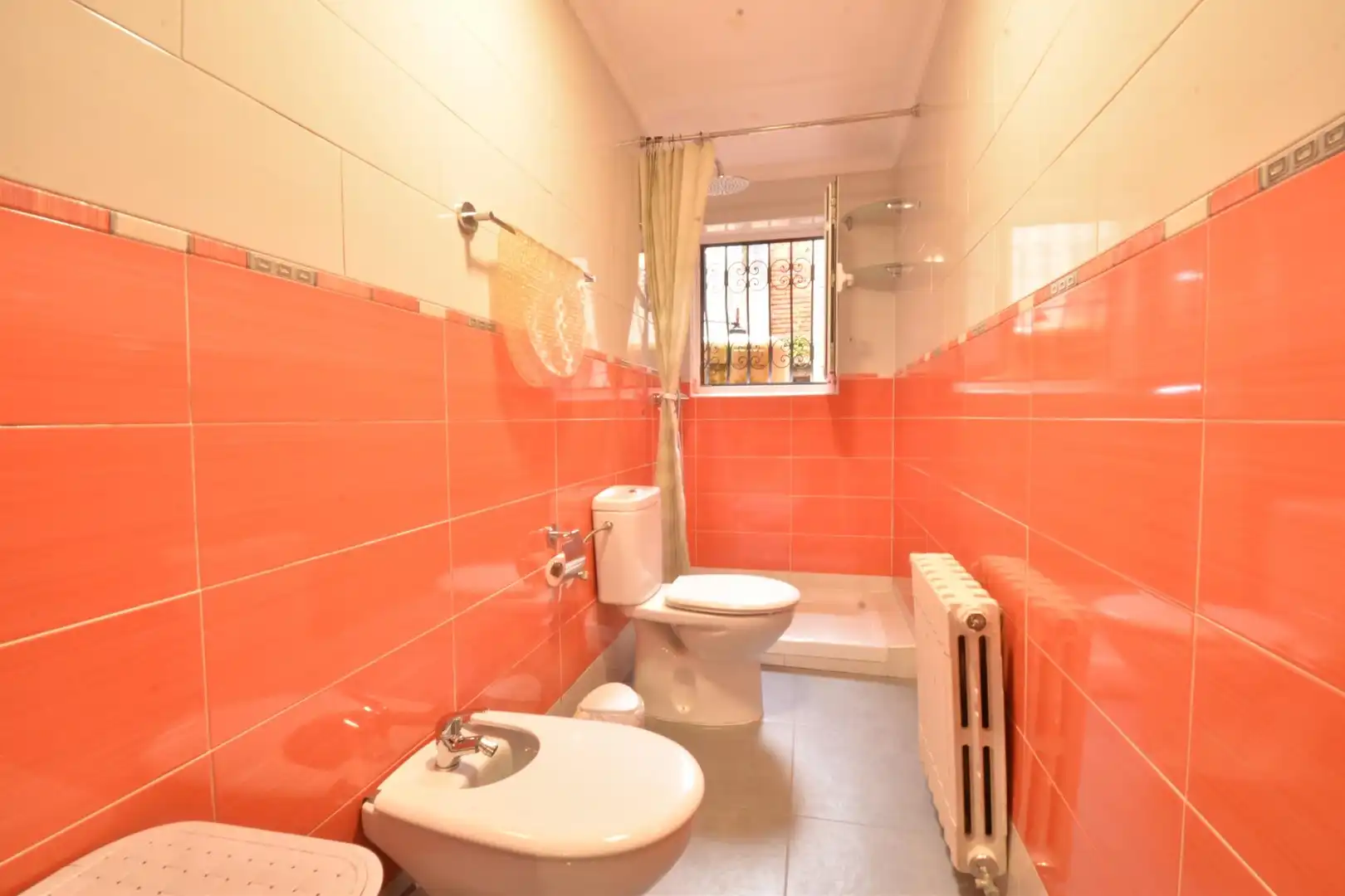 Baño de Casa o chalet en venta en Soto del Barco con Calefacción, Terraza y Balcón