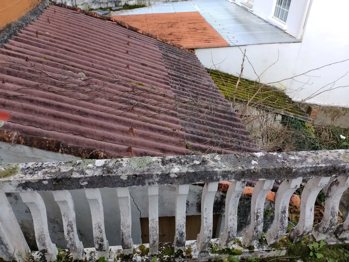 Vista exterior de Casa adosada en venta en Ribeira con Jardín privado, Terraza y Amueblado