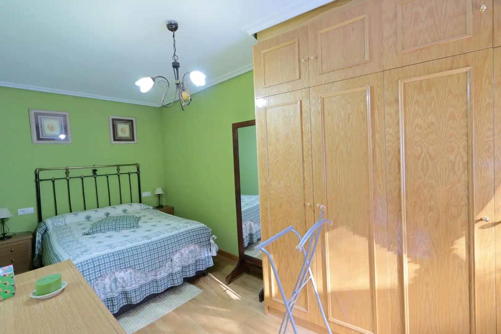 Habitación de Casa adosada en venta en Vega de Espinareda con Calefacción