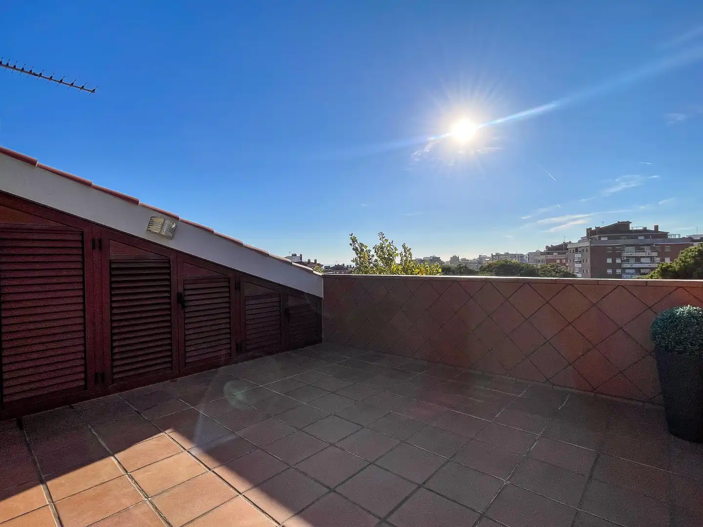 Terraza de Casa adosada en venta en Mataró con Aire acondicionado, Calefacción y Jardín privado