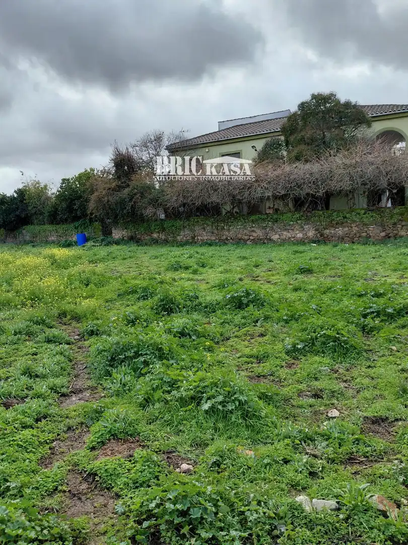 Terreno en venta en Zarza de Montánchez
