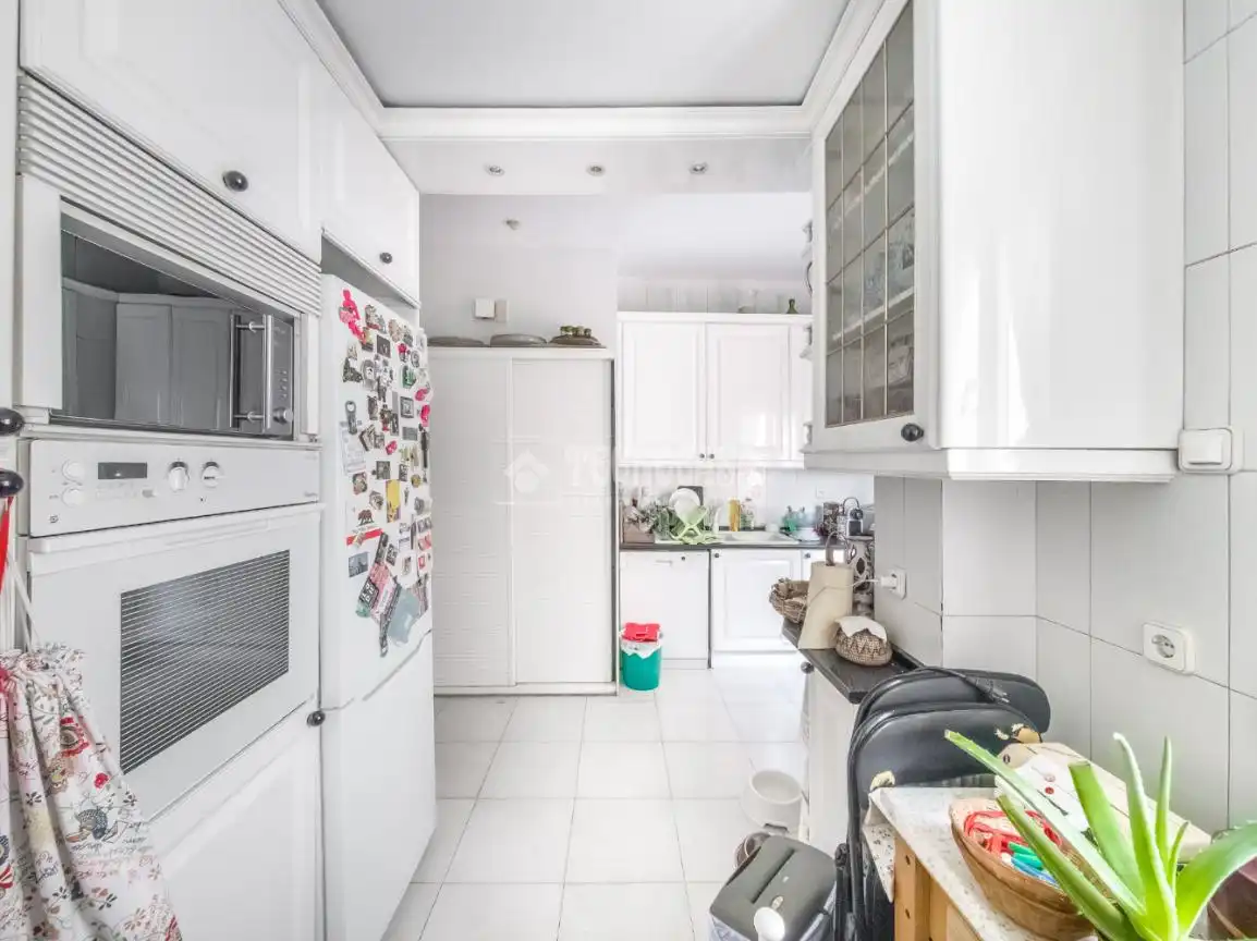 Küche von Wohnung zum Verkauf in Madrid mit Heizung, Parkett und Terrasse