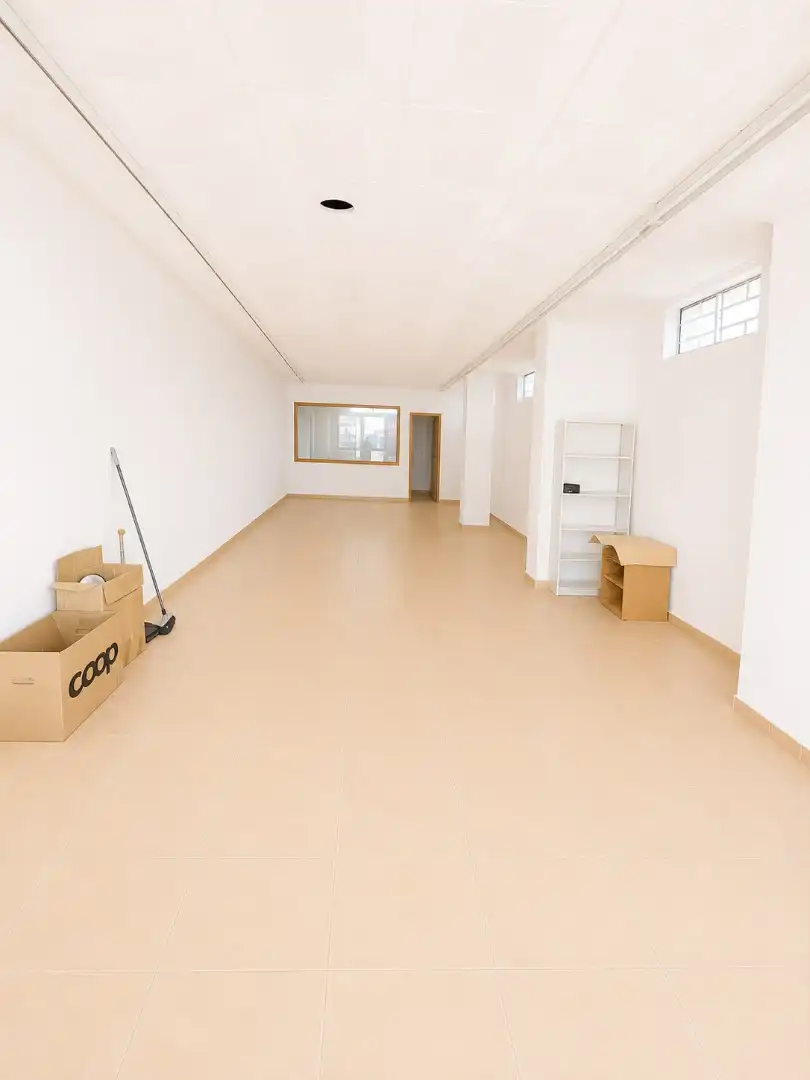 Local commercial à vendre à Miami Platja, imagen 6