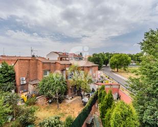 Exterior view of House or chalet for sale in  Madrid Capital  with Heating, Private garden and Terrace