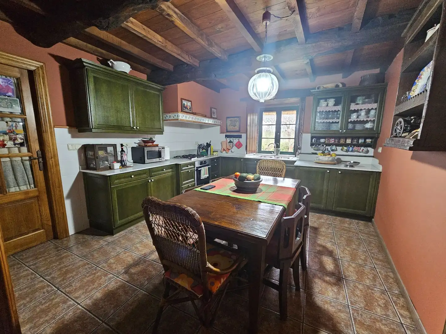Cocina de Casa o chalet en venta en Melide con Calefacción, Jardín privado y Terraza