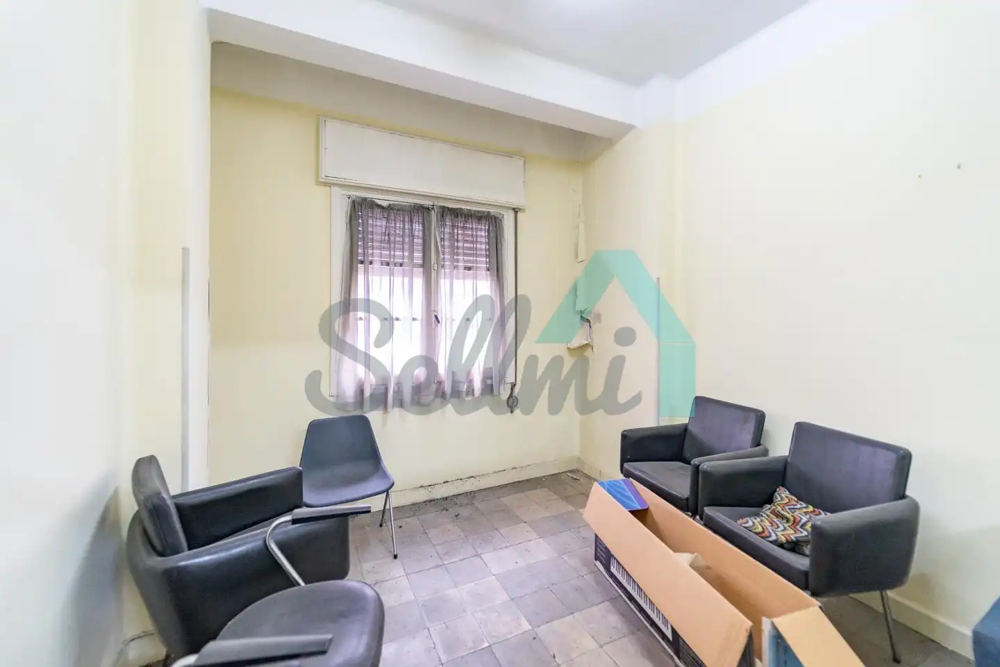 Büro zum Verkauf in Oviedo  mit Heizung