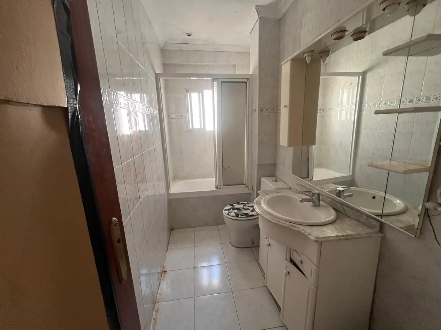 Badezimmer von Wohnung zum Verkauf in San Juan de Aznalfarache