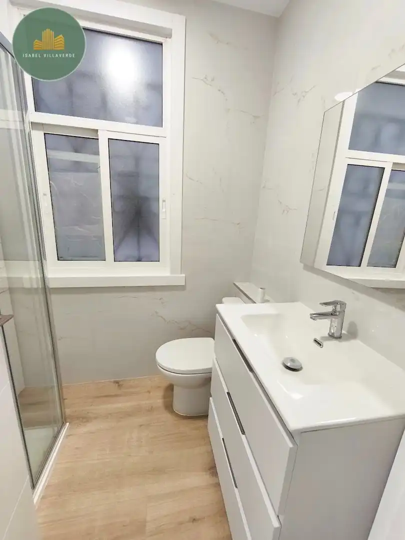 Bathroom of Flat for rent in A Coruña Capital   with Heating and Terrace