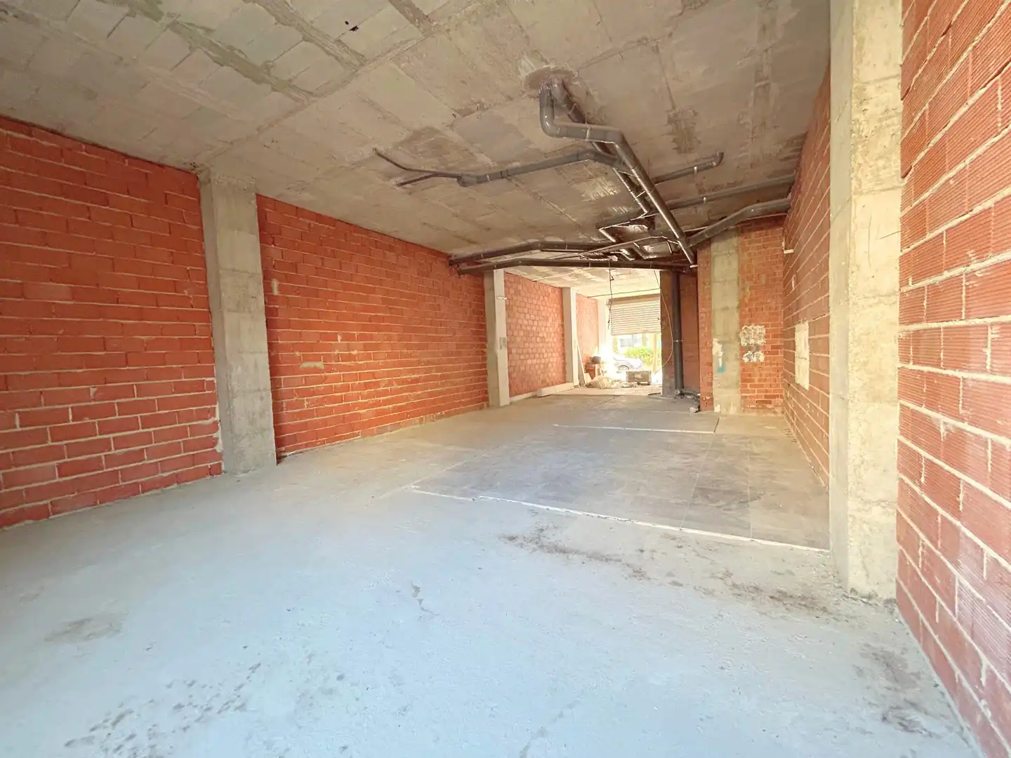 Local comercial en alquiler en Comare Pilar Martí Hernández 9