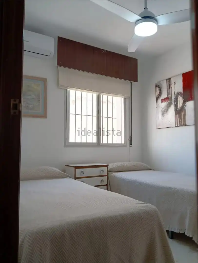 Dormitori de Casa o xalet de lloguer en Vélez-Málaga amb Aire condicionat, Terrassa i Moblat