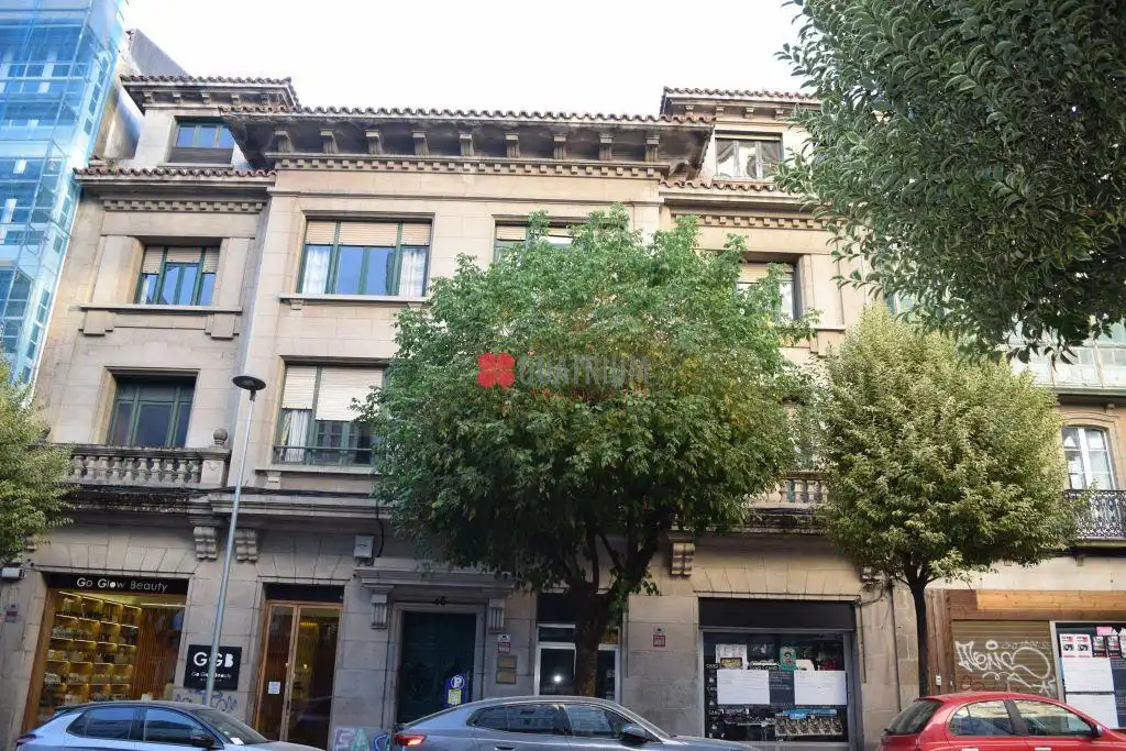 Außenansicht von Gebäude zum Verkauf in Santiago de Compostela 