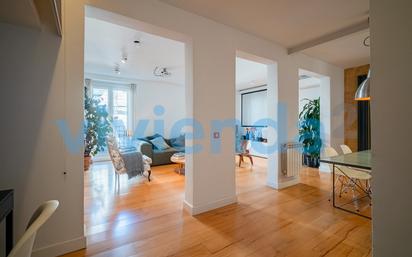 Living room of Flat for sale in  Madrid Capital  with Air Conditioner and Heating