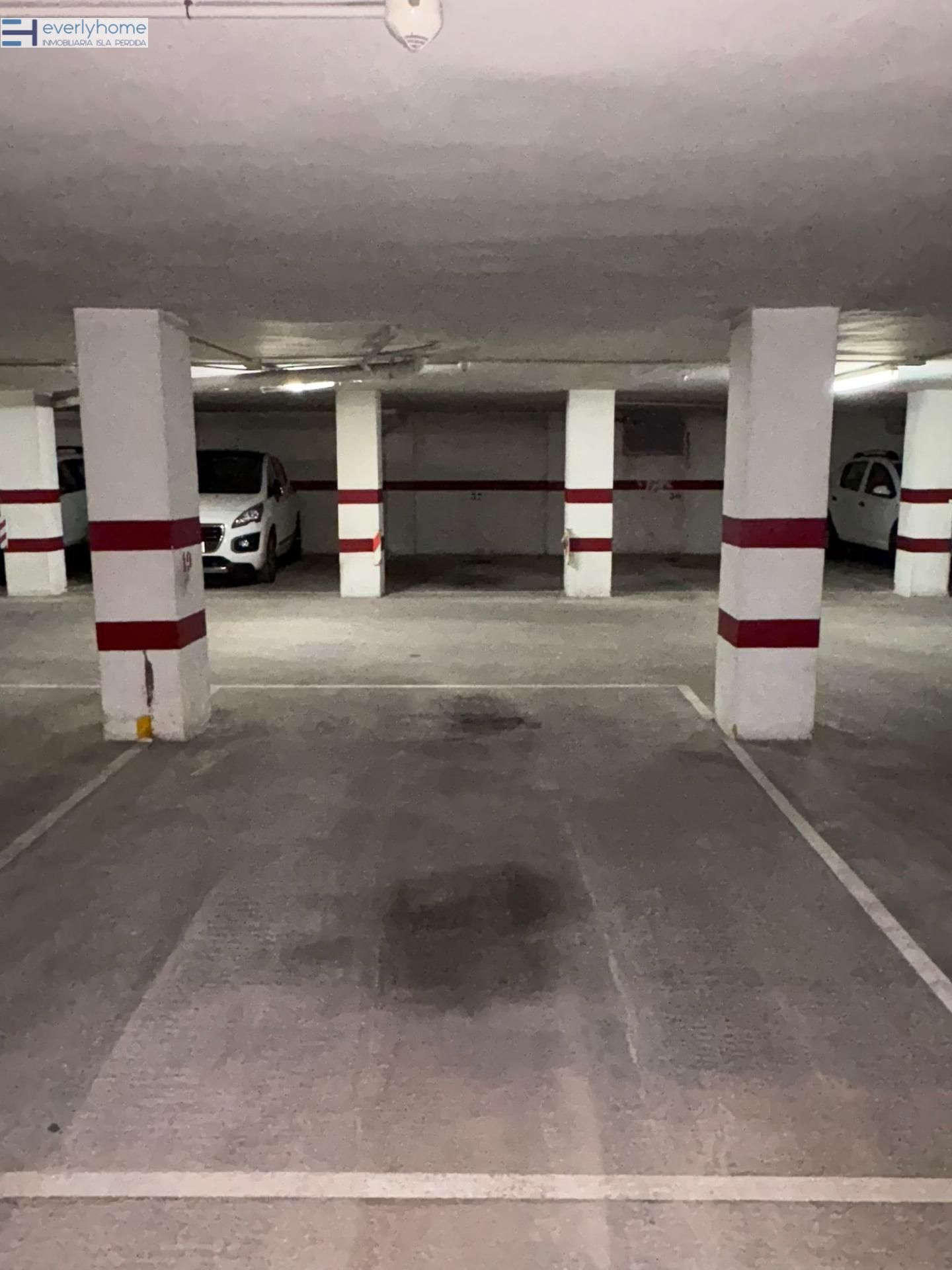 Aparcament de Garatge en venda en  Valencia Capital