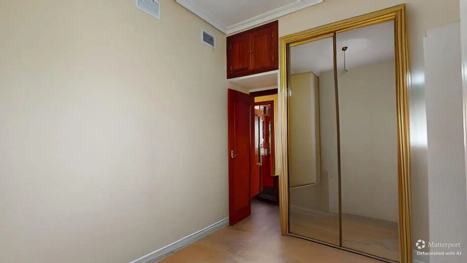 Bedroom of Flat for sale in Sevilla  with Air Conditioner, Heating and Terrace