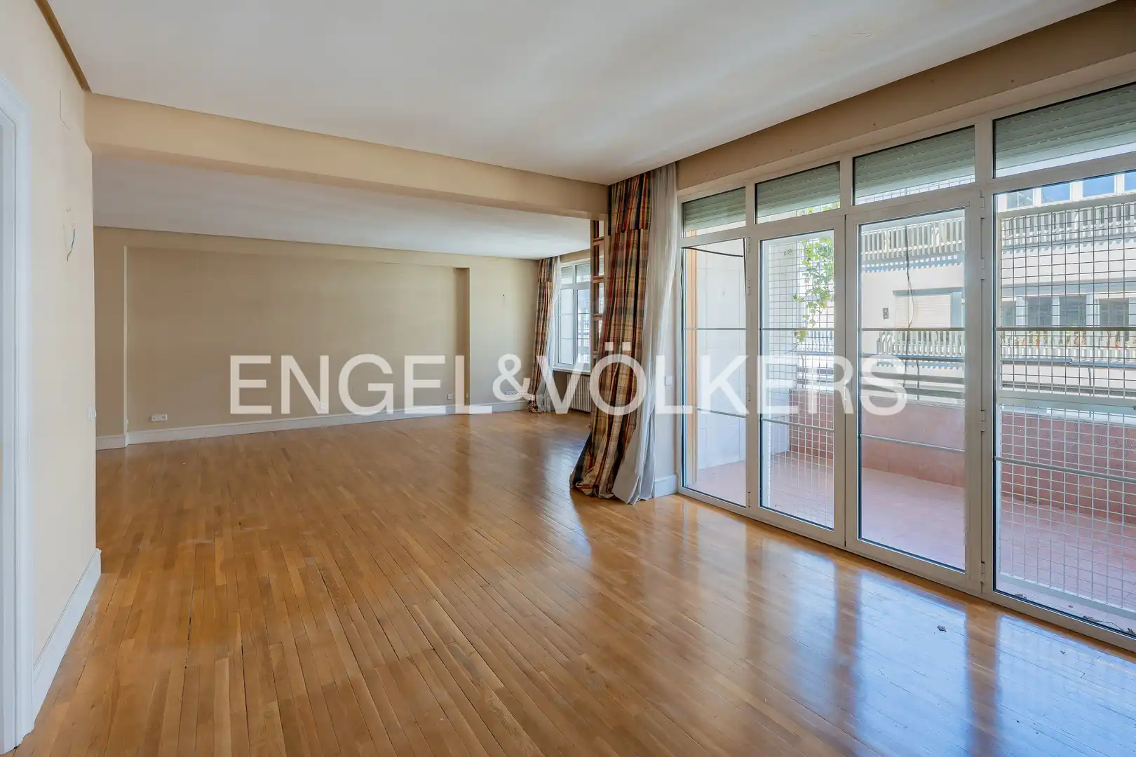 Comedor de Piso en venta en Madrid con Aire acondicionado, Calefacción y Trastero