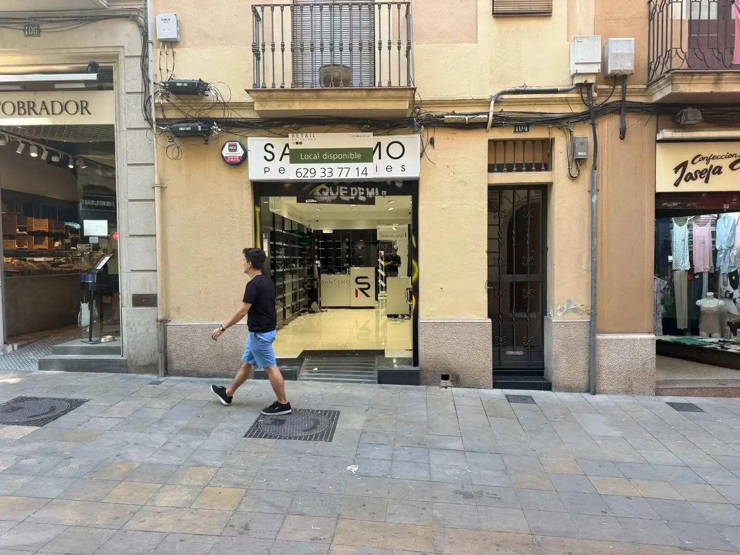 Local comercial en alquiler en Carrer MAJOR DE SARRIA 104, imagen 2
