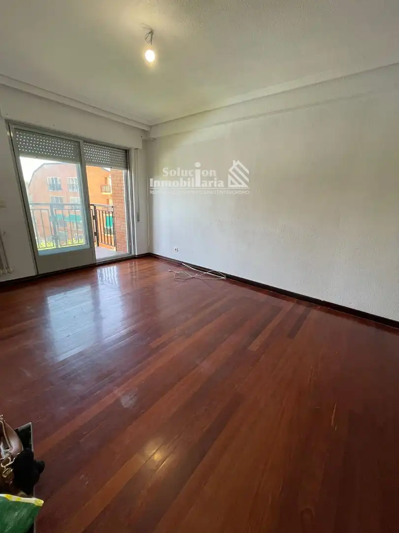 Vista exterior de Piso en venta en Salamanca con Calefacción, Terraza y Trastero