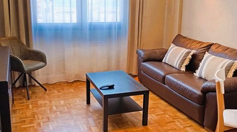 Foto 4 de Piso de alquiler en Gijón - Ezcurdia, 71, La Arena, Gijón