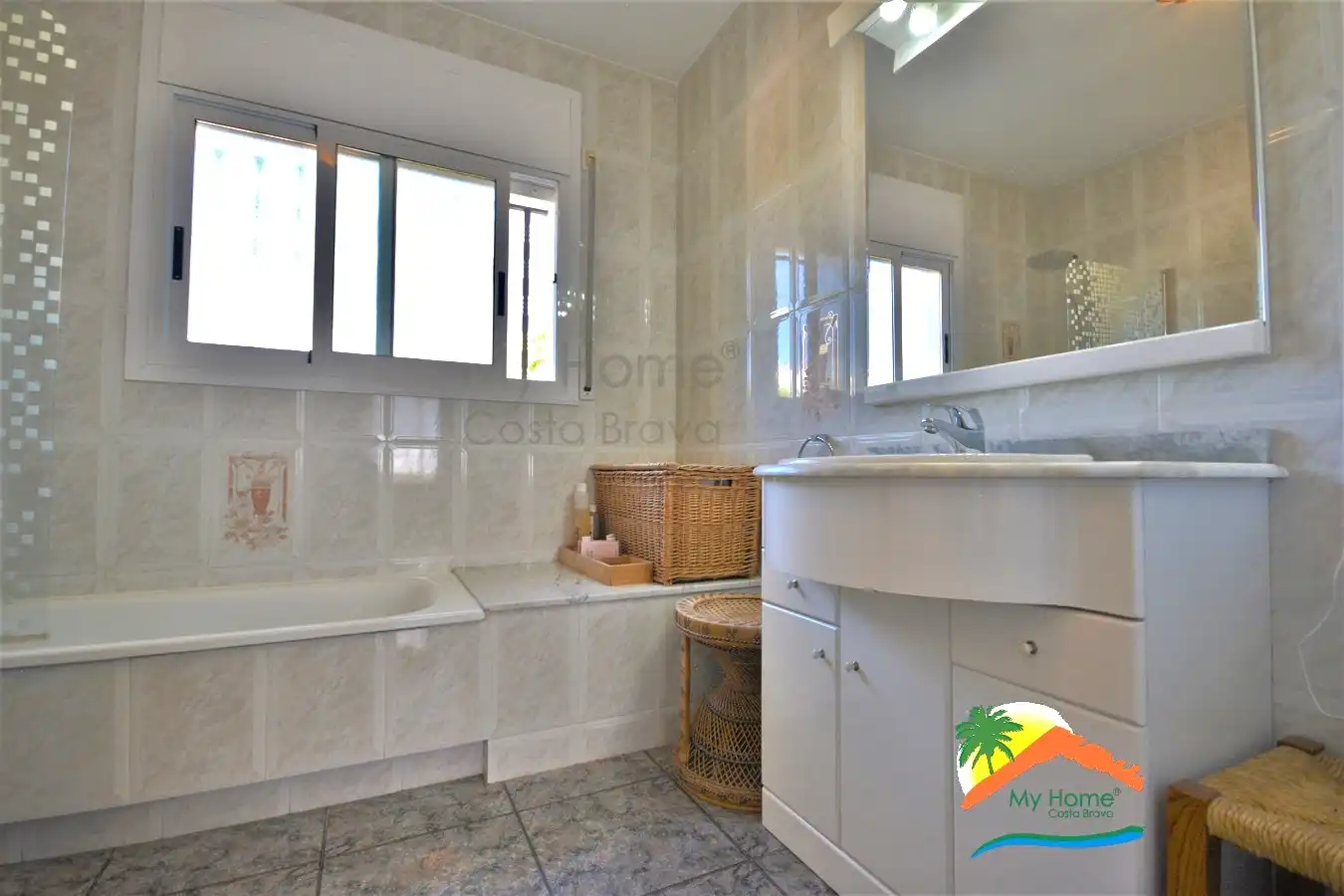 Casa amb piscina en venda a Aiguaviva Parc, imagen 21