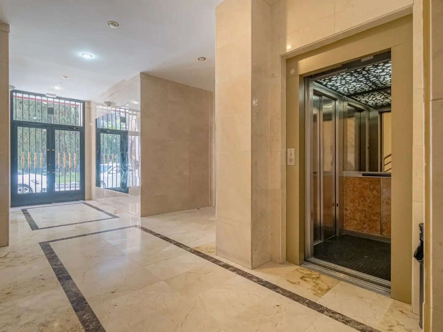 Piso en venta en Madrid con Aire acondicionado, Calefacción y Amueblado