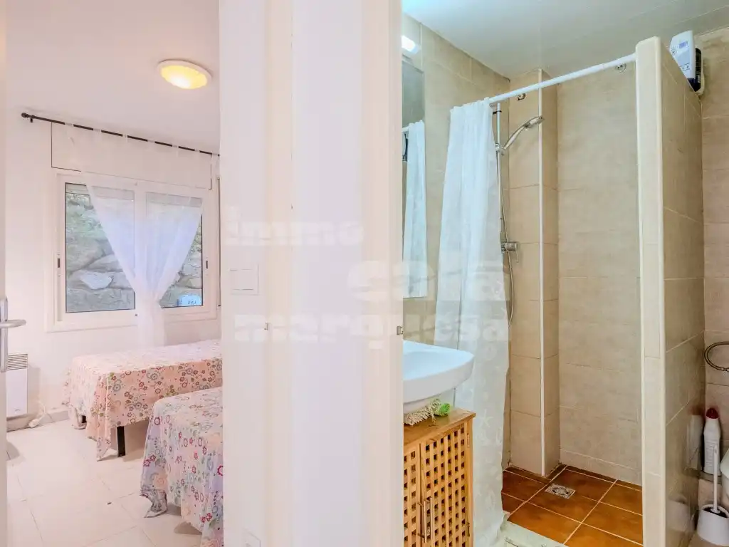 Schlafzimmer von Wohnungen zum Verkauf in Palafrugell