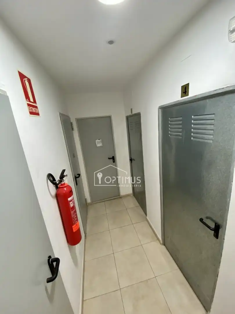 Appartamento con terrazza in vendita a Calle AMPARO BALLESTER 27, imagen 14