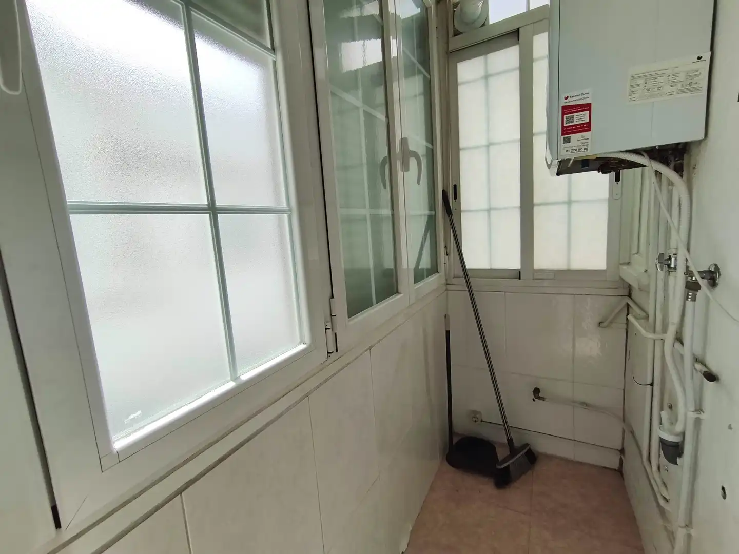 Baño de Piso en venta en Alcorcón con Aire acondicionado, Calefacción y Terraza