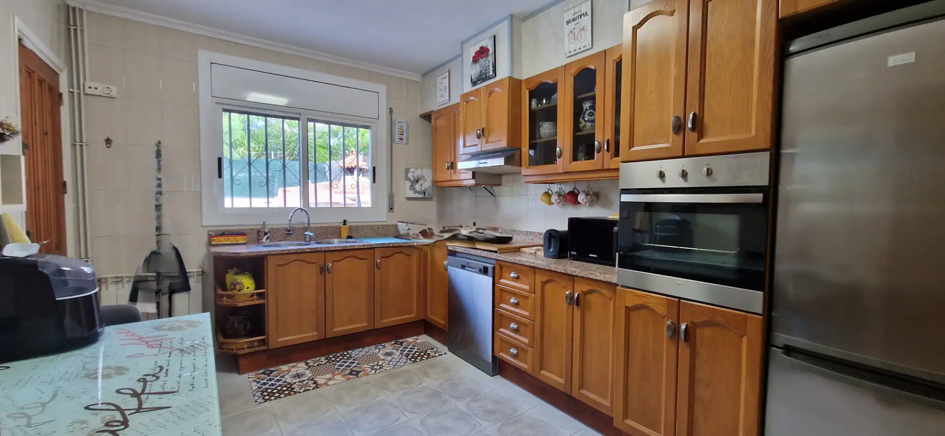 Cuina de Casa o xalet en venda en Cambrils amb Aire condicionat, Calefacció i Jardí privat