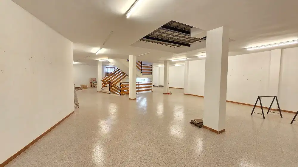 Buildings for sale in Aliseda  with Alarm