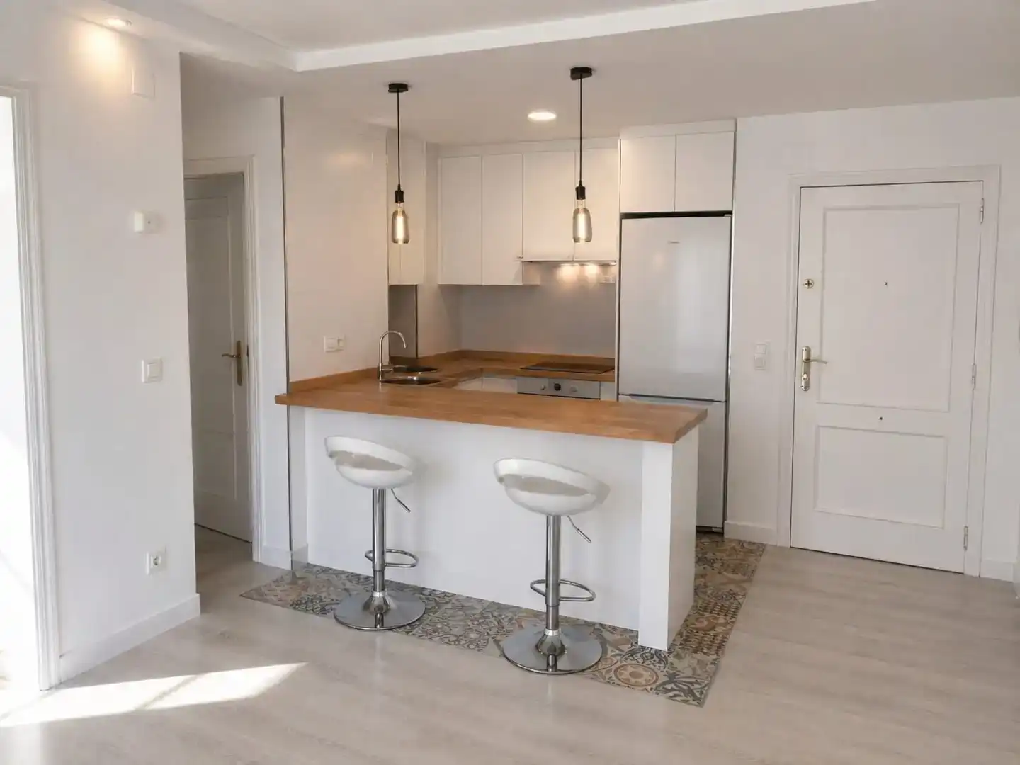 Kitchen of Flat for sale in Santander  with Balcony