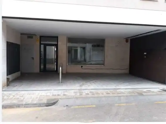 Vista exterior de Garaje en venta en Cunit con Alarma