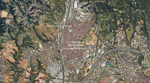 Foto 5 von Residential zum Verkauf in Calle Font de la Via, Can Fatjó - Sant Jordi Park - Plana del Castell, Rubí