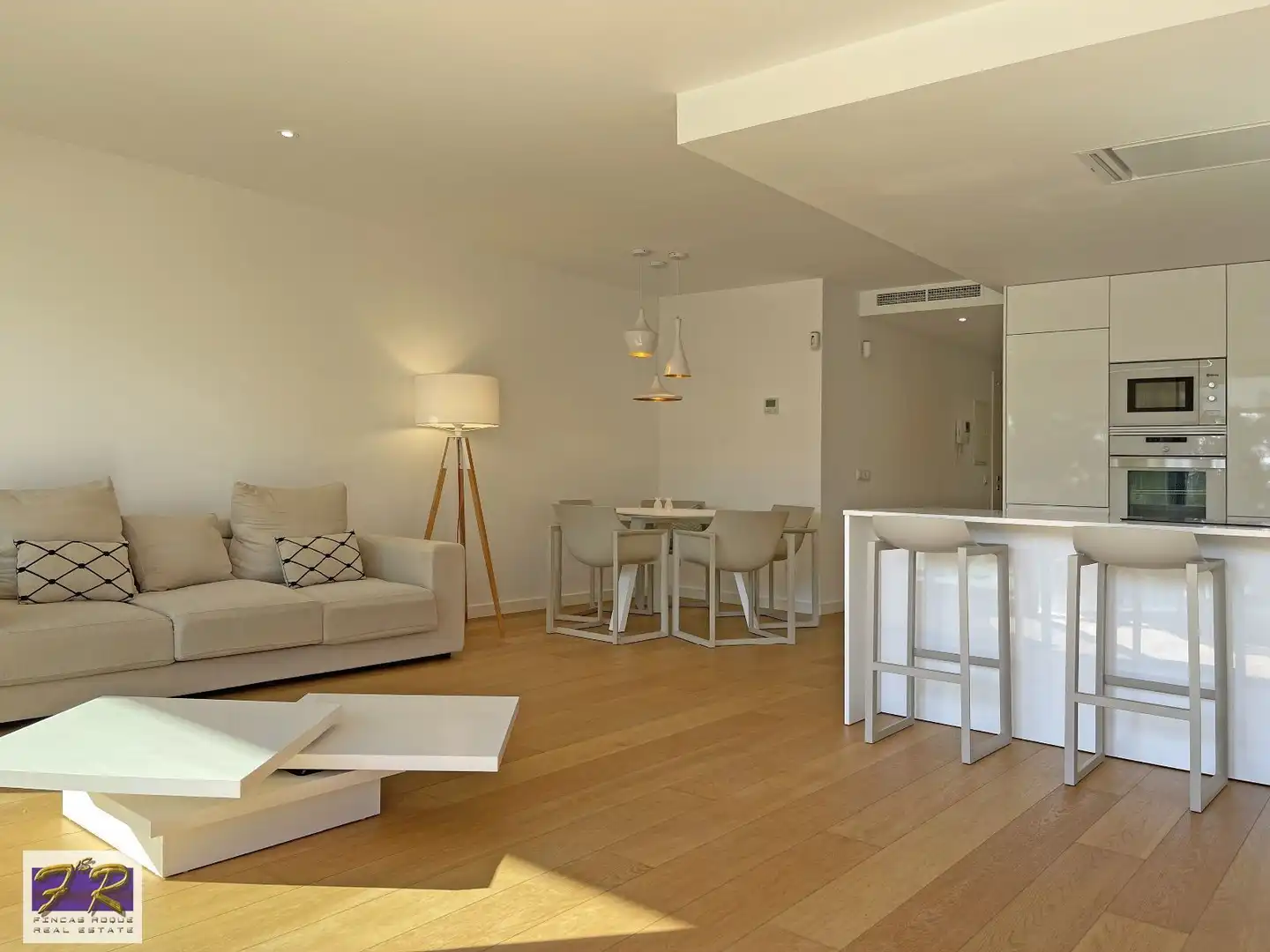 Sala d'estar de Pis en venda en Alcúdia amb Aire condicionat, Parquet i Terrassa