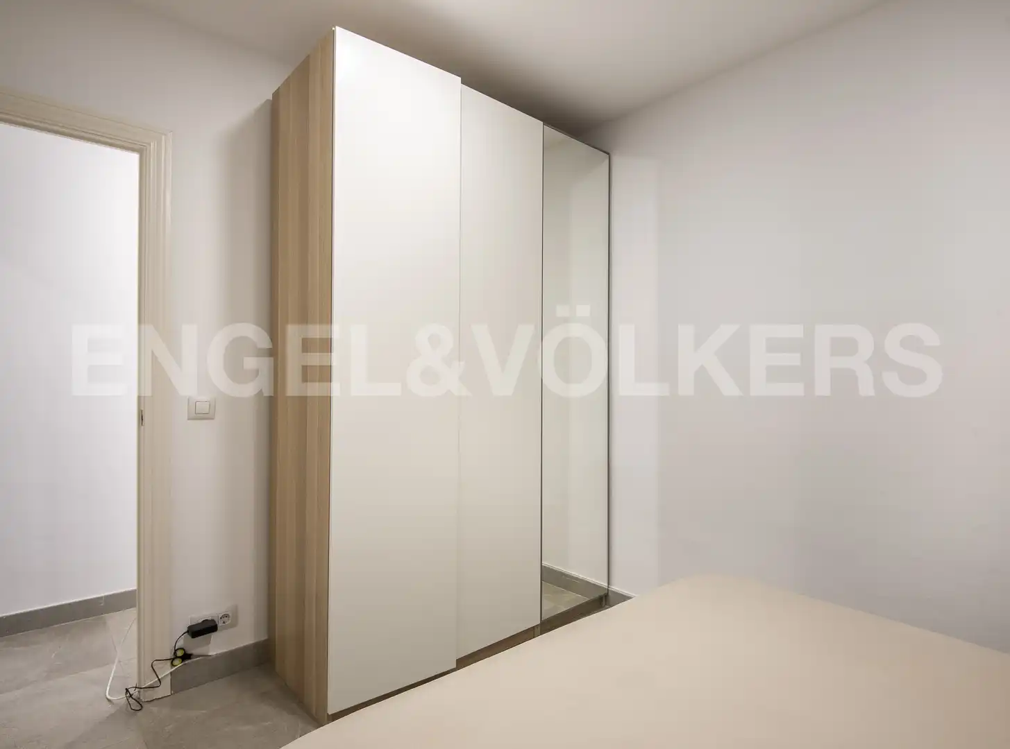 Schlafzimmer von Wohnung zum Verkauf in Barcelona mit Klimaanlage, Heizung und Möbliert