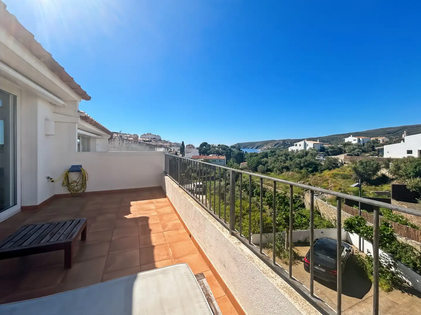 Außenansicht von Einfamilien-Reihenhaus zum Verkauf in Cadaqués mit Klimaanlage, Heizung und Terrasse