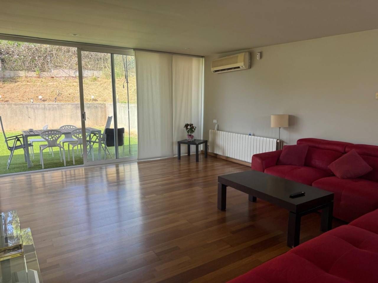 Living room of House or chalet for sale in Rubí  with Air Conditioner, Heating and Private garden