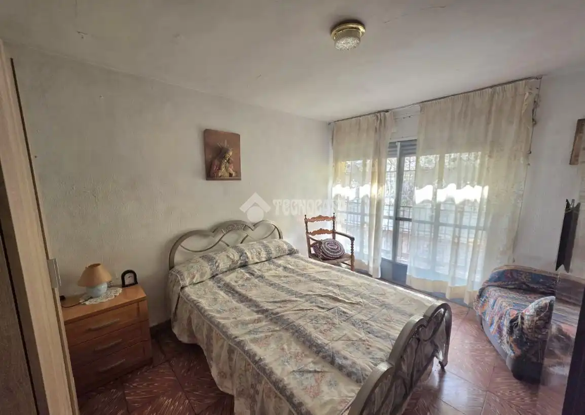 Bedroom of Flat for sale in Córdoba  with Air Conditioner, Terrace and Balcony