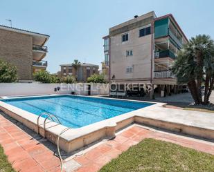 Piscina de Apartament en venda en Gavà amb Aire condicionat, Calefacció i Terrassa